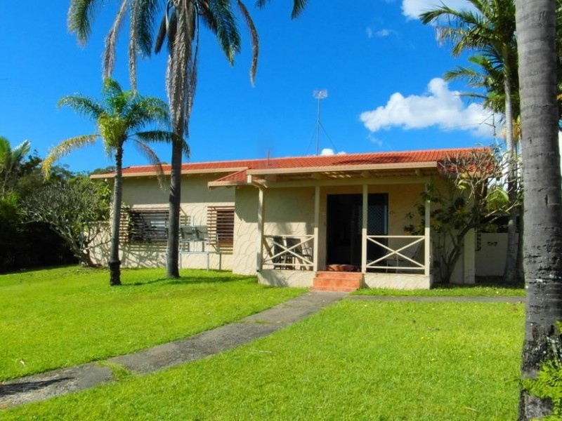 2 Yarradup Street, Ashmore QLD 4214