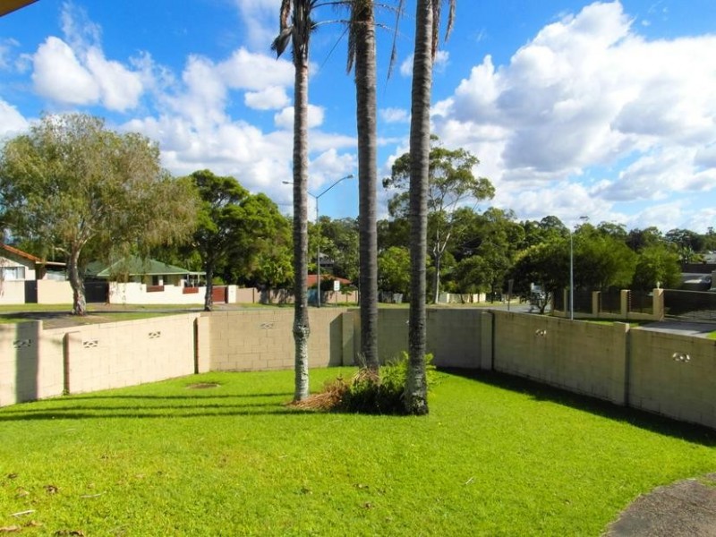 2 Yarradup Street, Ashmore QLD 4214