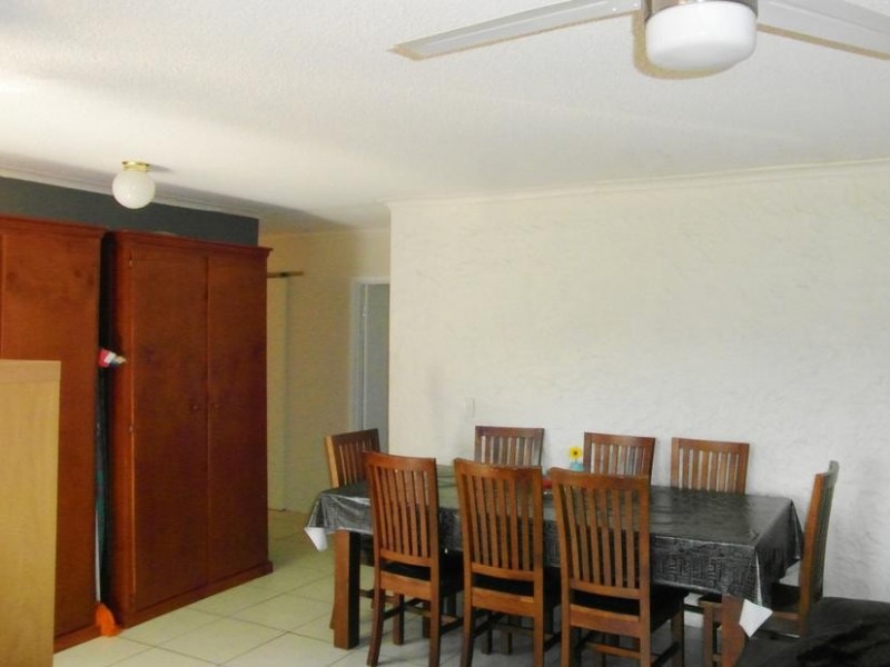 2 Yarradup Street, Ashmore QLD 4214