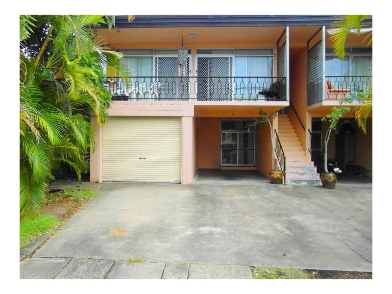 20 Leonard Avenue, Surfers Paradise QLD 4217