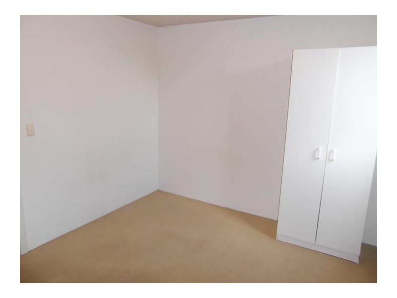 20 Leonard Avenue, Surfers Paradise QLD 4217