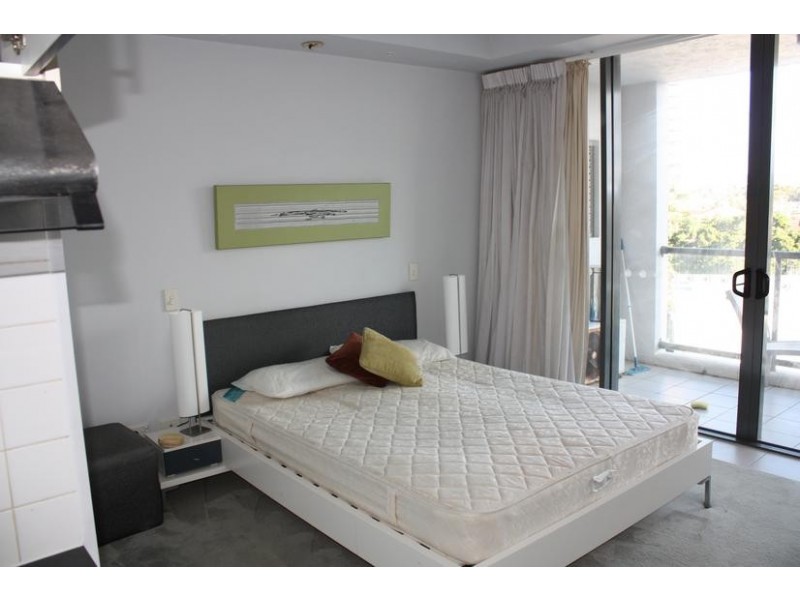 2865 Gold Coast Highway (Ipanema), Surfers Paradise QLD 4217