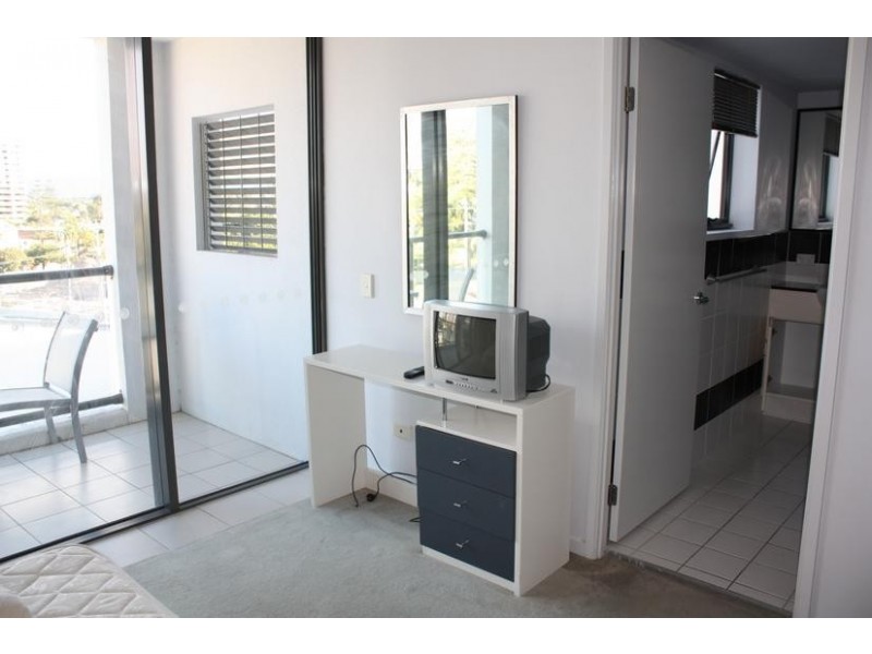 2865 Gold Coast Highway (Ipanema), Surfers Paradise QLD 4217