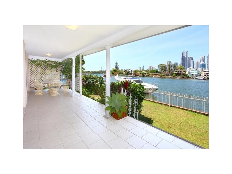 65 The Promenade, Isle Of Capri QLD 4217