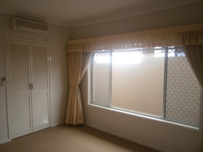 65 The Promenade, Isle Of Capri QLD 4217