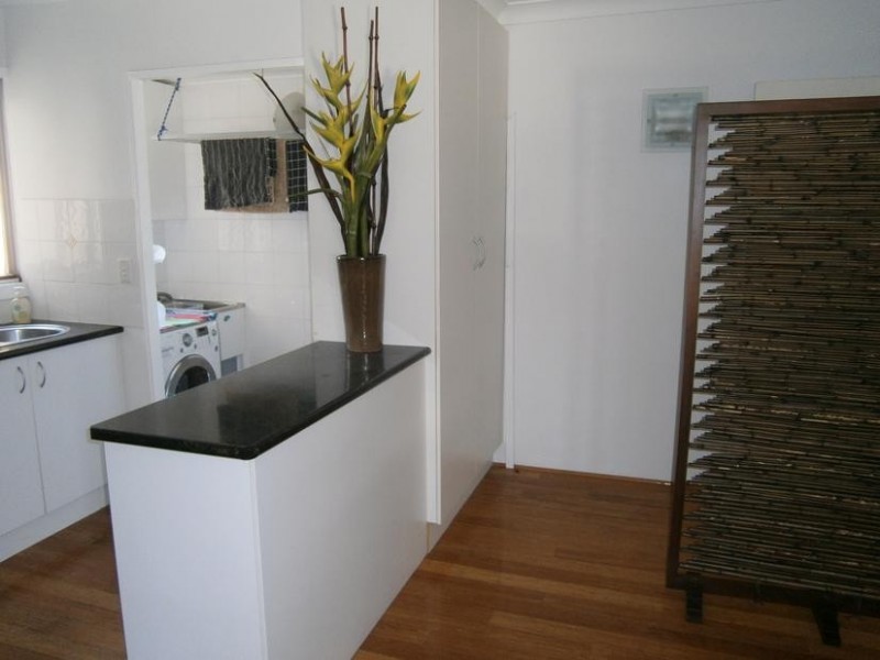 34 Hanlan Street (Kinkabool), Surfers Paradise QLD 4217