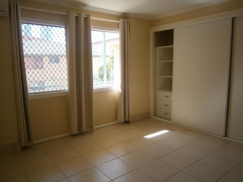 34 Peninsular Drive (The Boulevard), Surfers Paradise QLD 4217