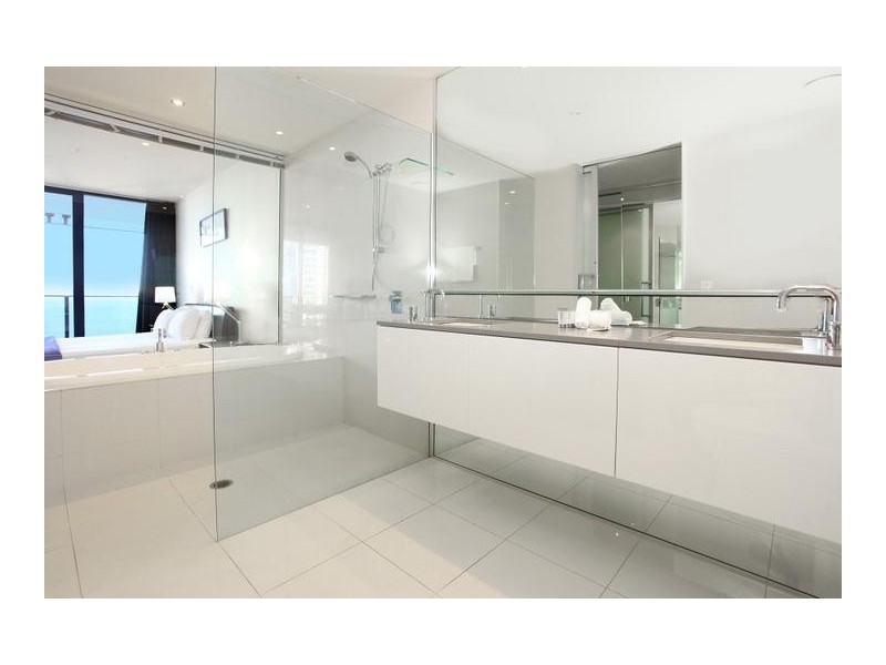 1461 ‘Circle on Cavill’ 9 Ferny Avenue, Surfers Paradise QLD 4217