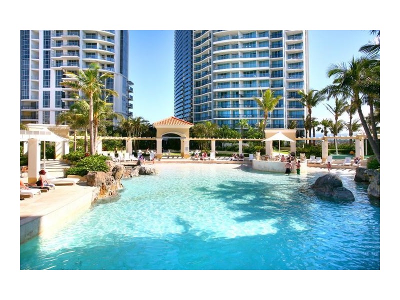 2402 ‘Chevron Renaissance – Skyline North’ 23 Ferny Avenue, Surfers Paradise QLD 4217