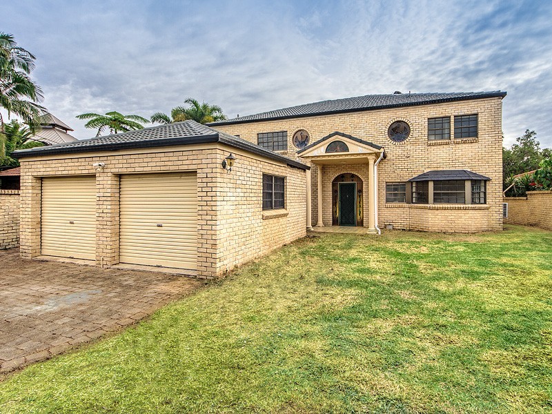 7 La Scala Court, Isle Of Capri QLD 4217