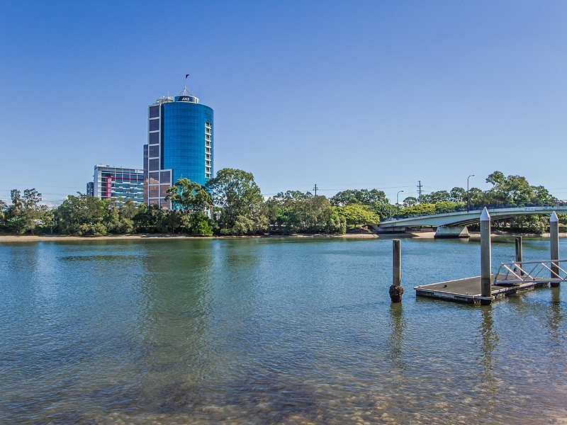 193 Stanhill Drive, Chevron Island QLD 4217