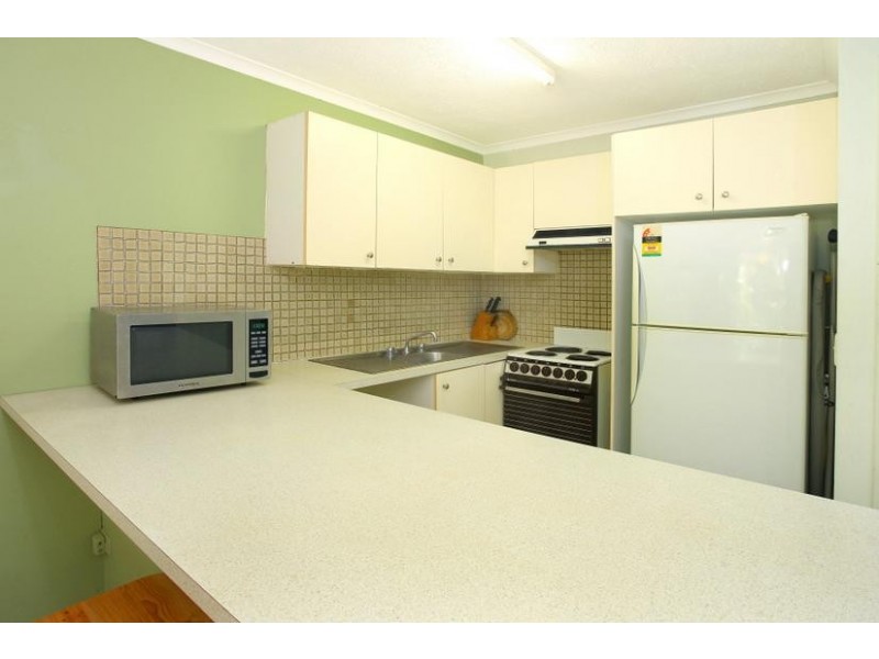 43 ‘Enderley Gardens’ 38 Enderley Avenue, Surfers Paradise QLD 4217