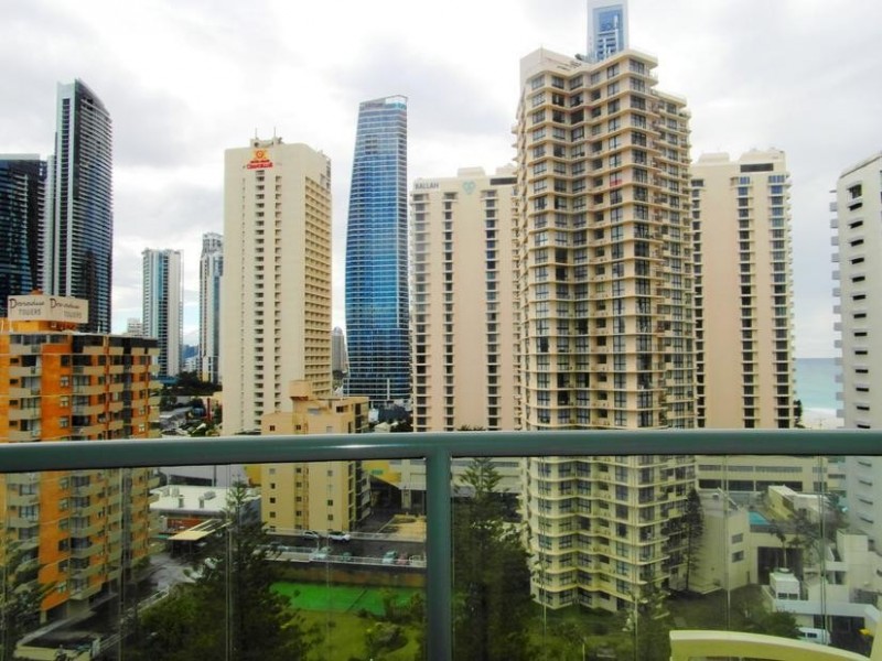 25 Laycock Street ‘Mantra Legends’, Surfers Paradise QLD 4217