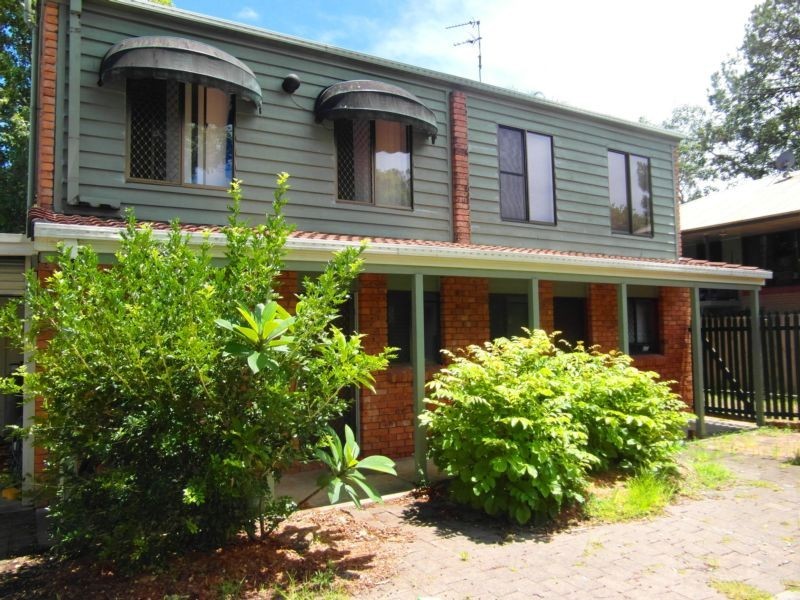 4/57 Benowa Road, Southport QLD 4215