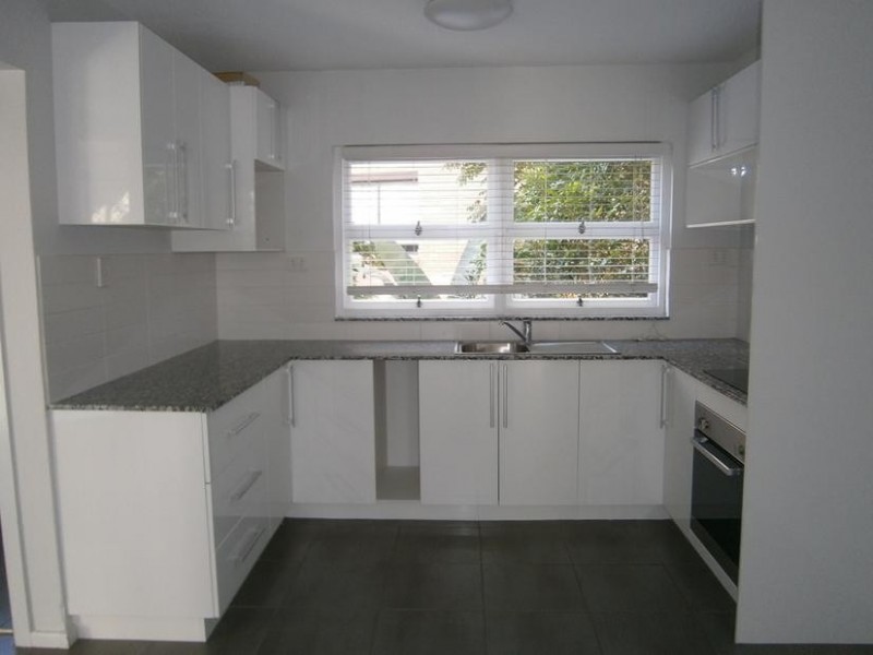 2930 Gold Coast Highway (Riverview Court), Surfers Paradise QLD 4217