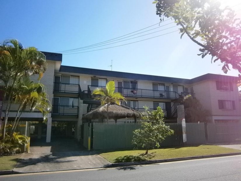 22 Leonard Avenue (Candlelight), Surfers Paradise QLD 4217