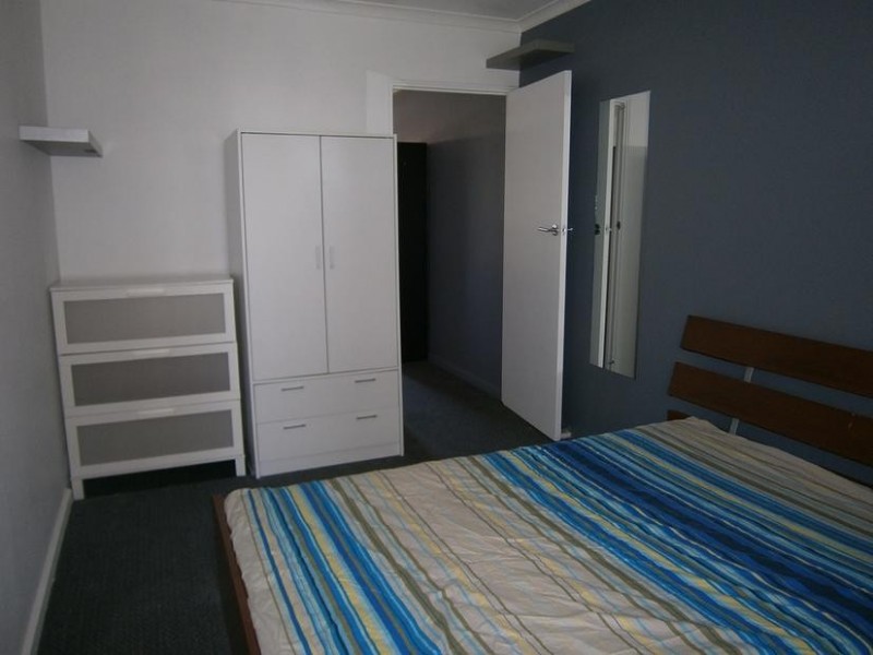 22 Leonard Avenue (Candlelight), Surfers Paradise QLD 4217