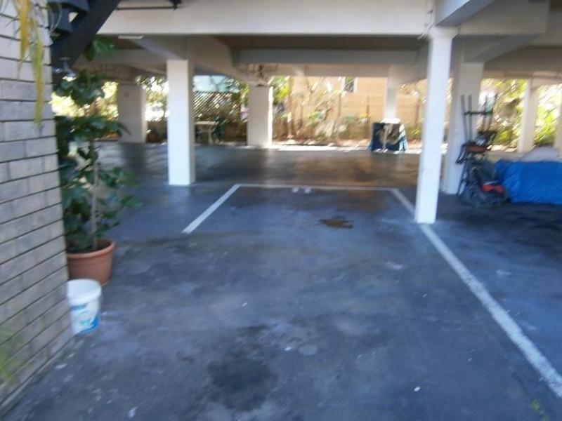 22 Leonard Avenue (Candlelight), Surfers Paradise QLD 4217