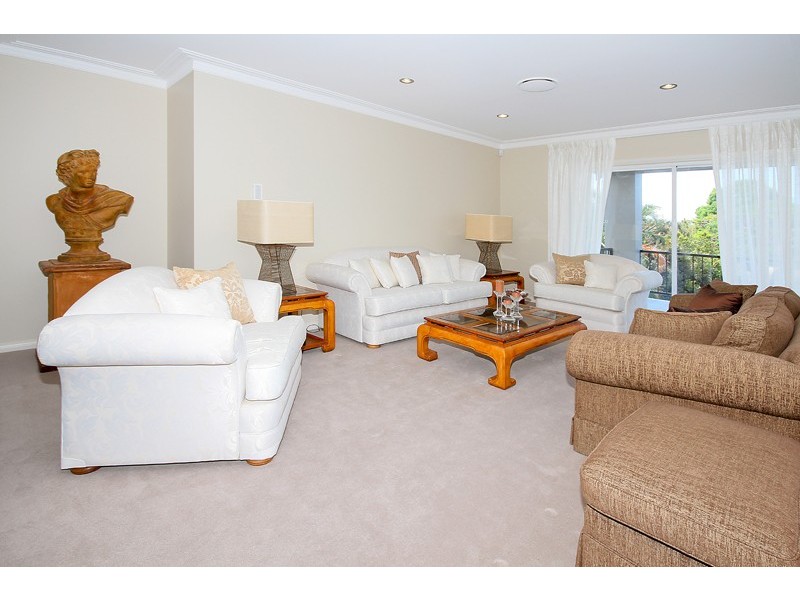 27 Panitz Street, Sorrento QLD 4217