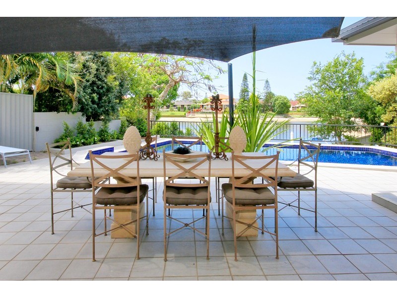 27 Panitz Street, Sorrento QLD 4217