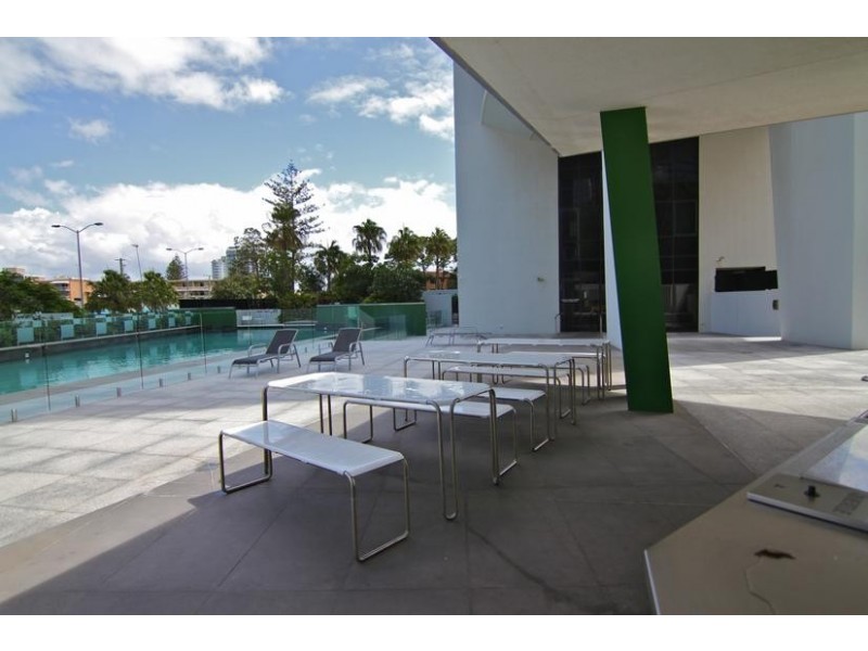 4 Wahroonga Place ‘Avalon’, Surfers Paradise QLD 4217