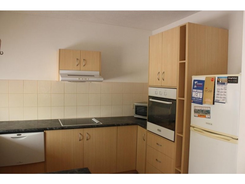 33 Monaco Street (La Riveria), Surfers Paradise QLD 4217