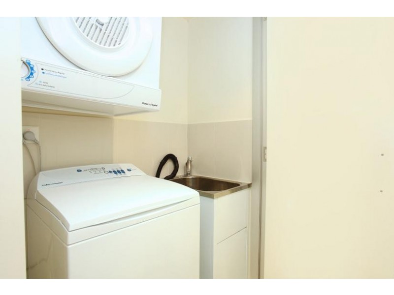 4 Wahroonga Place (Avalon Apartments), Surfers Paradise QLD 4217