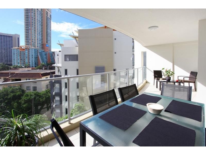 21 Cypress Avenue ‘Trilogy’, Surfers Paradise QLD 4217