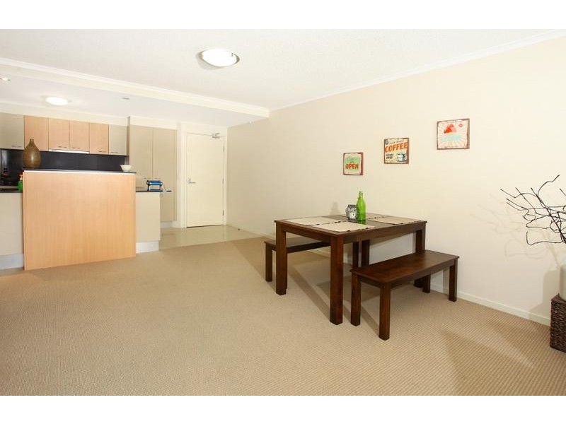 21 Cypress Avenue ‘Trilogy’, Surfers Paradise QLD 4217