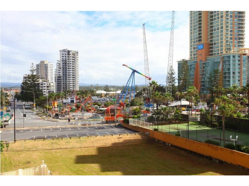 64 The Esplanade ‘Sun Tower’, Surfers Paradise QLD 4217