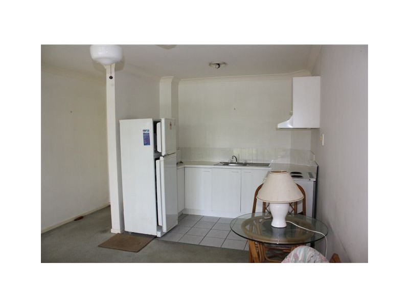 33 Cypress Avenue (Cypress Avenue Apartments), Surfers Paradise QLD 4217