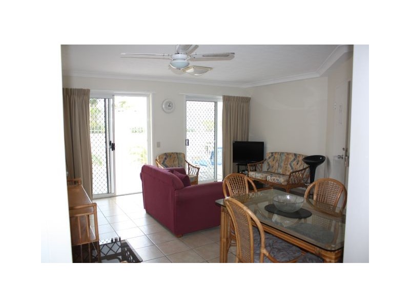 11 Frederick Street (Le Chelsea), Surfers Paradise QLD 4217