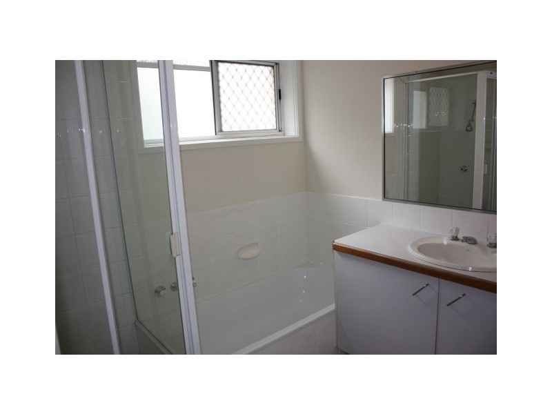 11 Frederick Street (Le Chelsea), Surfers Paradise QLD 4217