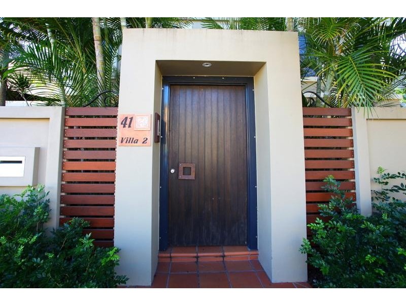 41 Tarcoola Crescent, Chevron Island QLD 4217