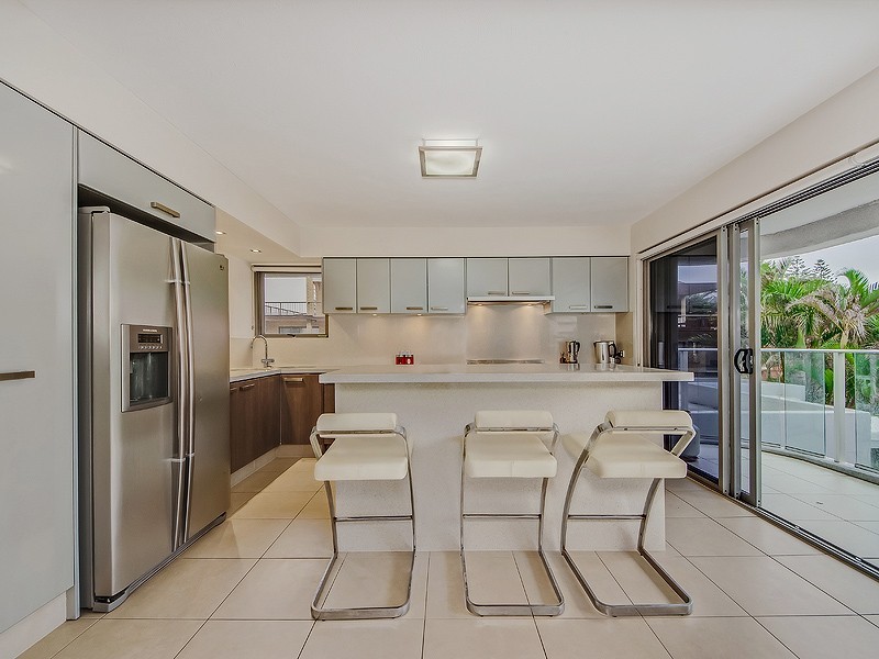 7 Britannia Avenue ‘Chelsea’, Broadbeach QLD 4218