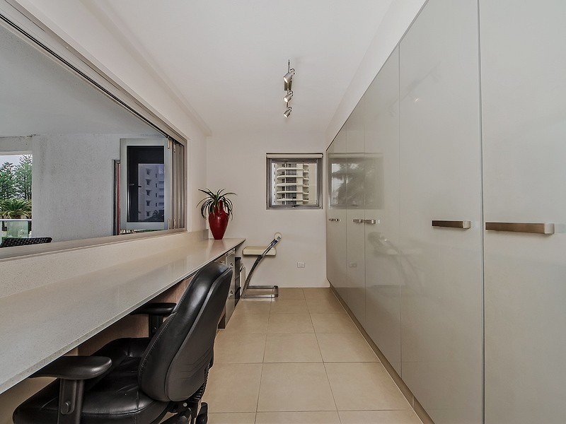 7 Britannia Avenue ‘Chelsea’, Broadbeach QLD 4218