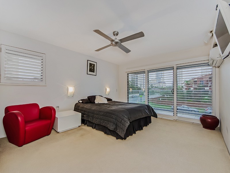7 Britannia Avenue ‘Chelsea’, Broadbeach QLD 4218