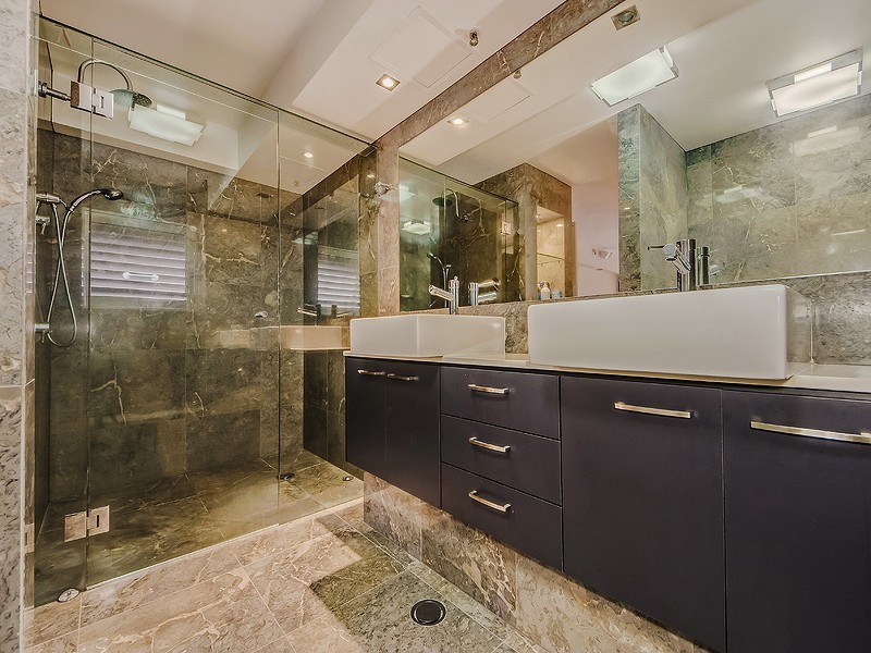 7 Britannia Avenue ‘Chelsea’, Broadbeach QLD 4218