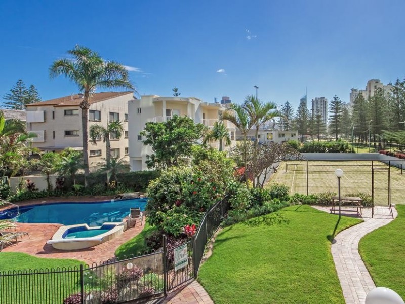 7 Britannia Avenue ‘Chelsea’, Broadbeach QLD 4218