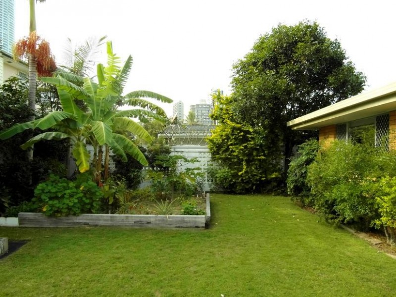 74 Paradise Island, Surfers Paradise QLD 4217