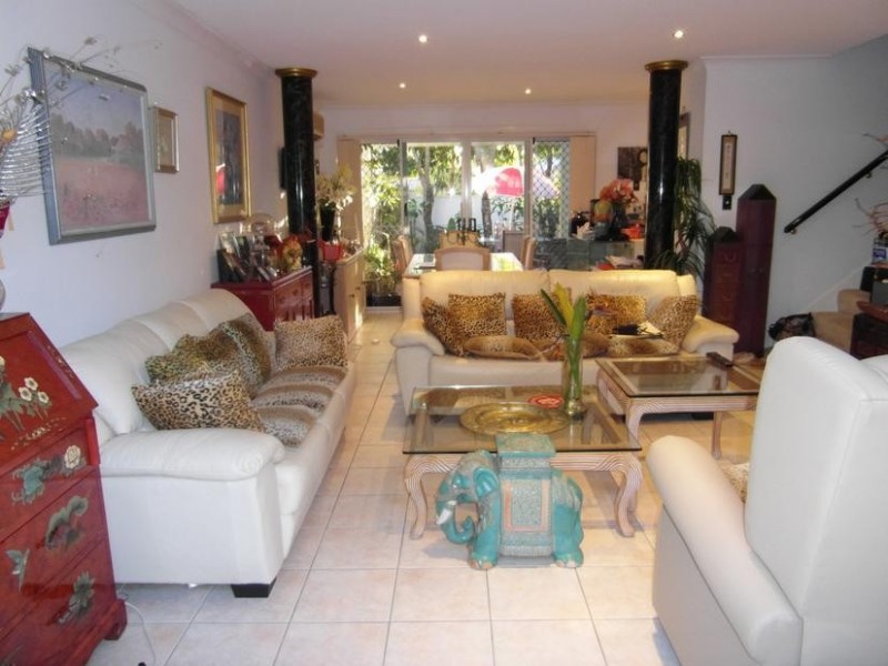 100 Cotlew Street East ‘Paros – Adelphi Springs’, Southport QLD 4215