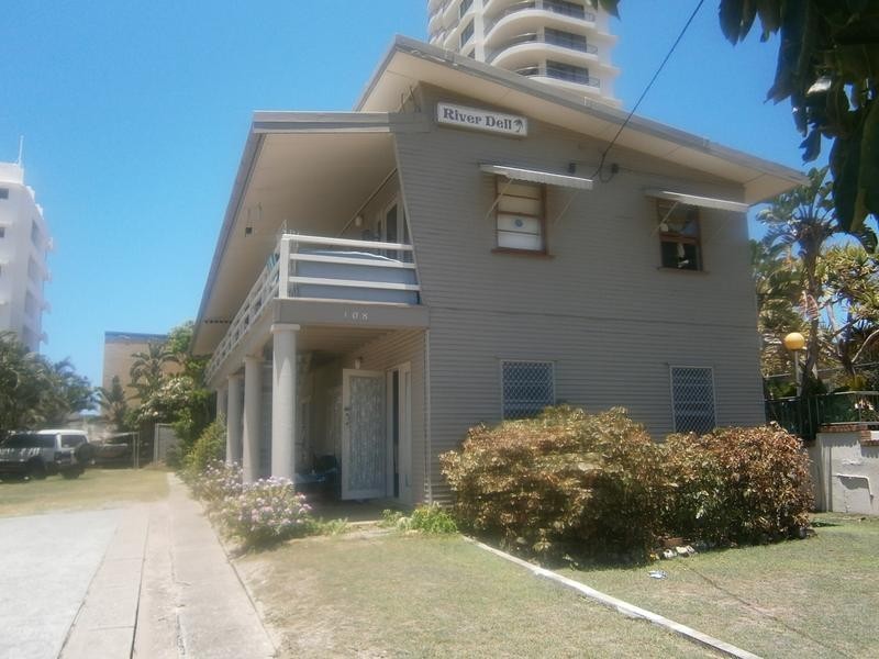 108 Old Burleigh Road (River Dell), Broadbeach QLD 4218