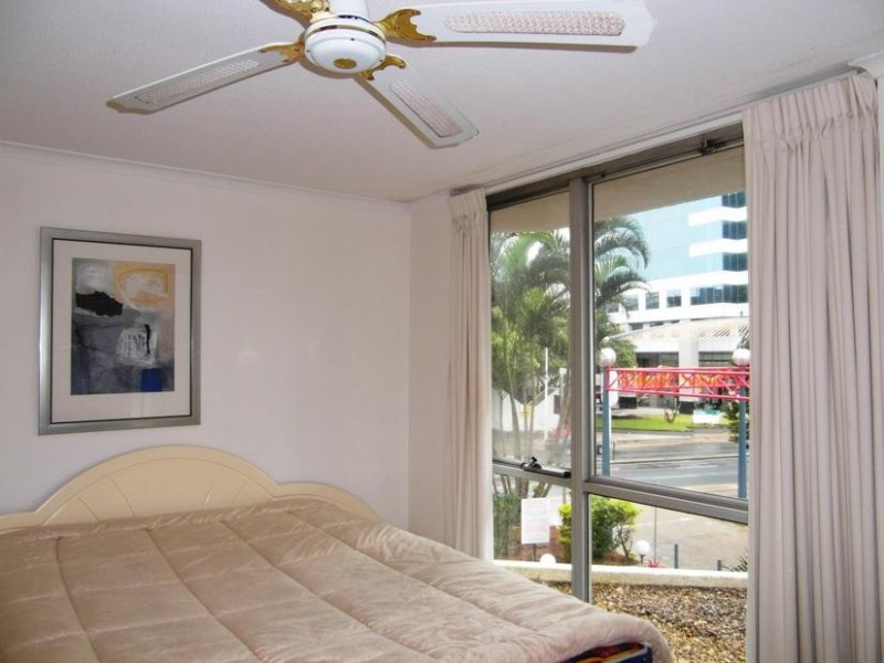 63 Cavill Avenue ‘The Moorings’, Surfers Paradise QLD 4217