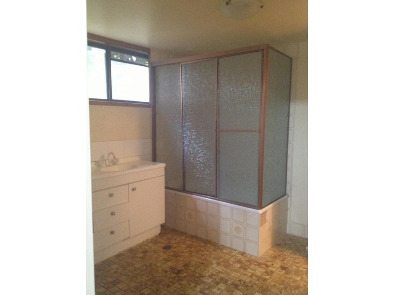 33 Monaco Street (La Riveria), Surfers Paradise QLD 4217