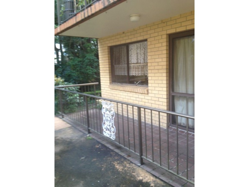 33 Monaco Street (La Riveria), Surfers Paradise QLD 4217