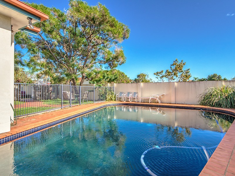 3 Norseman Court, Paradise Waters QLD 4217