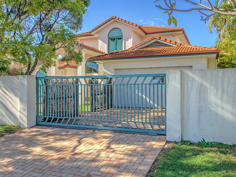 3 Norseman Court, Paradise Waters QLD 4217