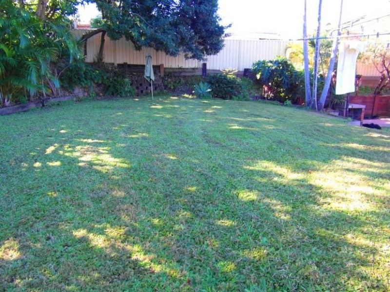 11 Ancona Street, Carrara QLD 4211