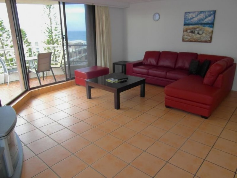 4 Thornton Street ‘Acapulco’, Surfers Paradise QLD 4217