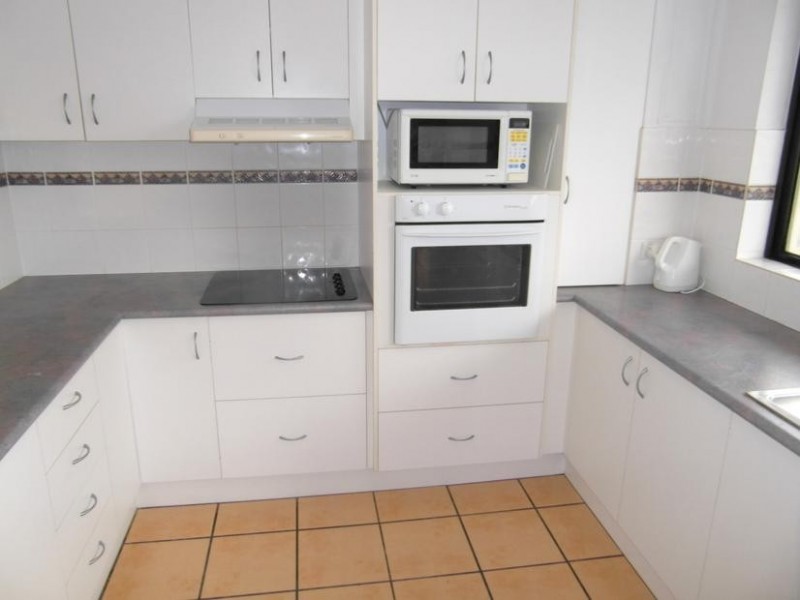 4 Thornton Street ‘Acapulco’, Surfers Paradise QLD 4217